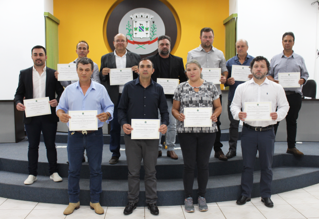 Eleitos são diplomados em General Carneiro
